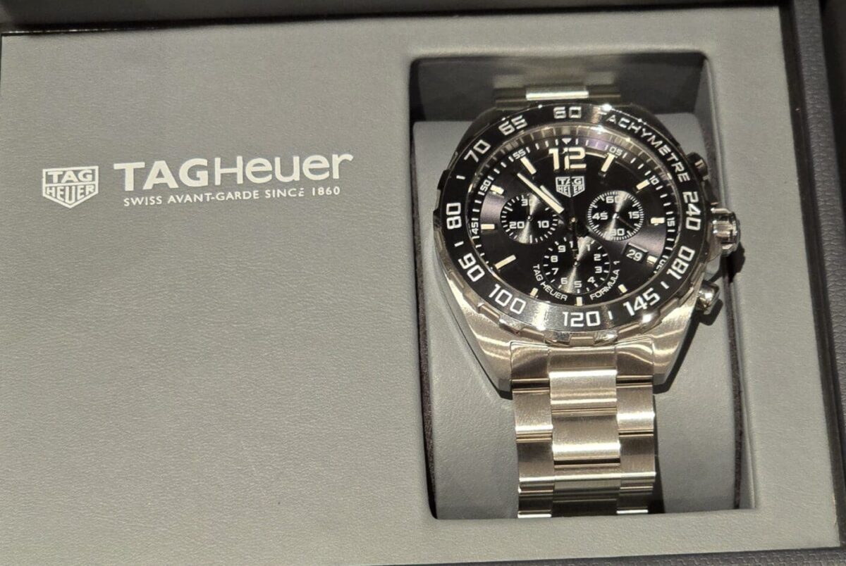 TAG Heuer Formula 1 43mm Chronograph Men's Watch OR £1250 Cash - Image 2